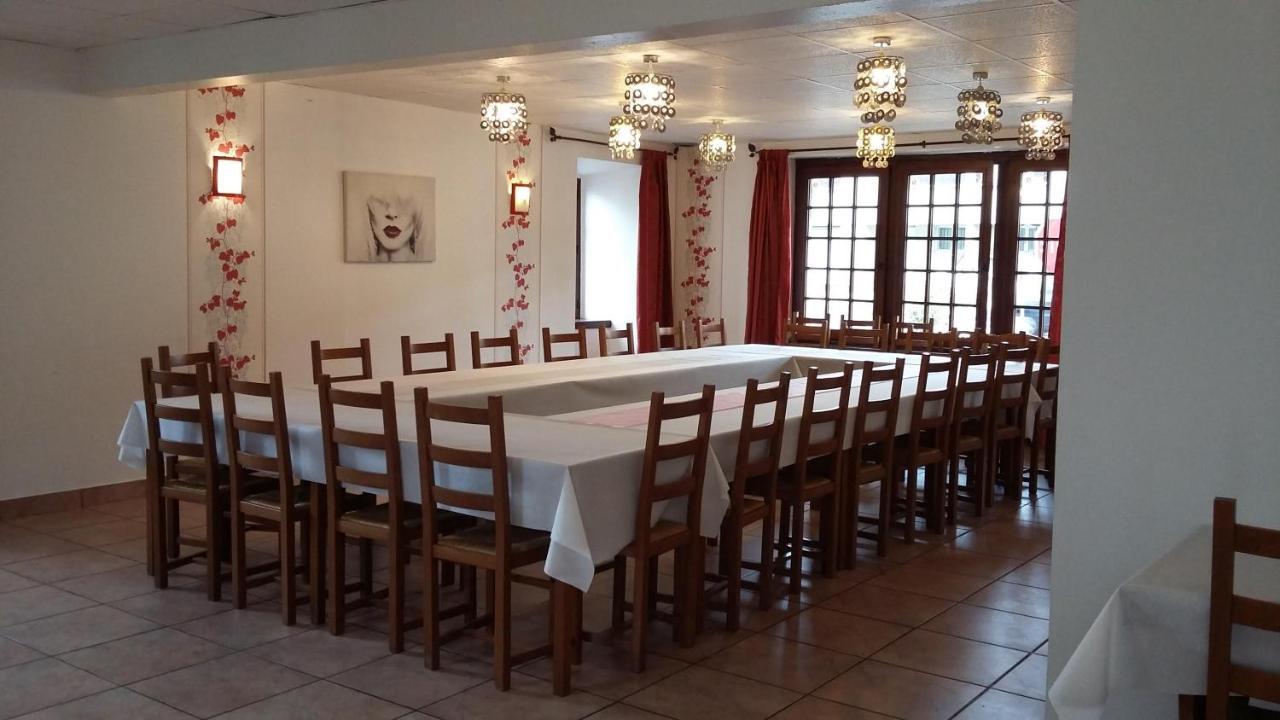 Le Petit Sale Hotel Saint-Just-le-Martel Bagian luar foto